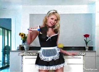 Sandy Summers Cleans Your Kitchen 1