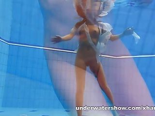 Cute Zuzanna Is Swimming Nude In The Pool