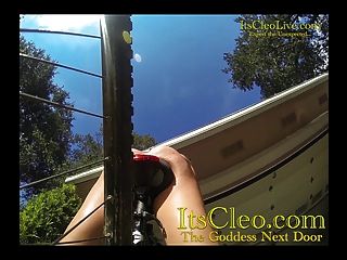 Itscleo Goes On A Bike Ride...