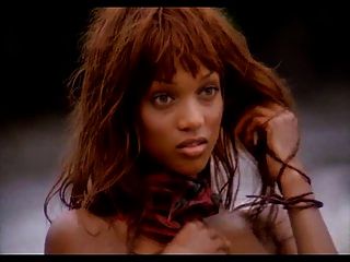 Tyra Banks - Supermodels In The Rainforest