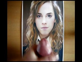 01.05 - Cum Tribute On  Emma Watson