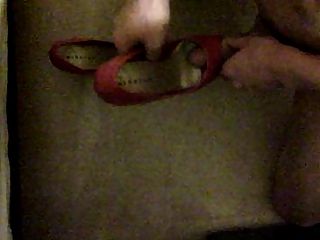 Masturbating And Cumming On High Heels 2