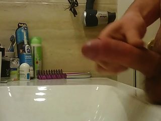 Str8 Daddy Cum In Bathroom Sink