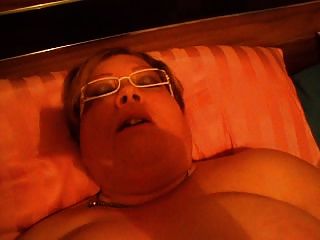 Sexy Fat Mama Masturbating On Bed